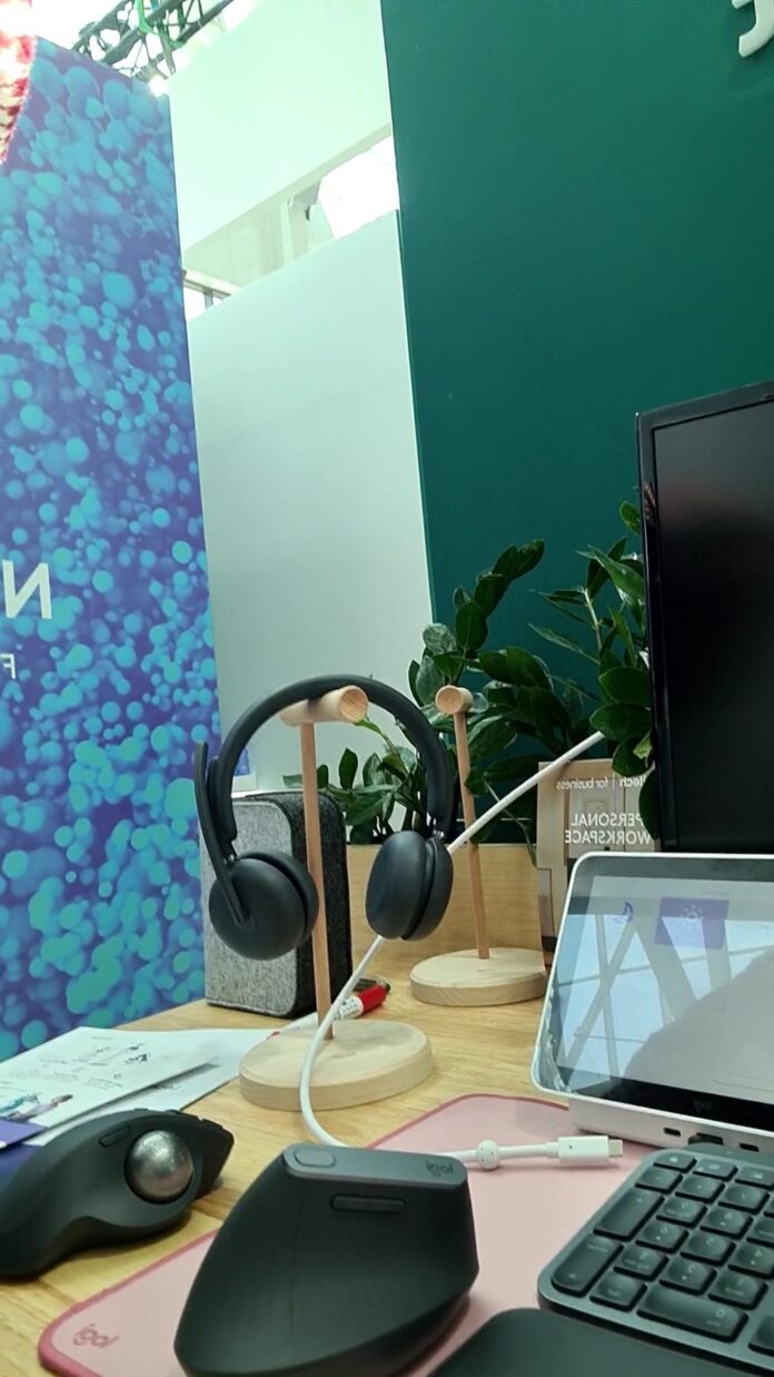 VideoCapture_٢٠٢٤٠٣٠٨-١٩٢٧١١ سماعة زون zone950